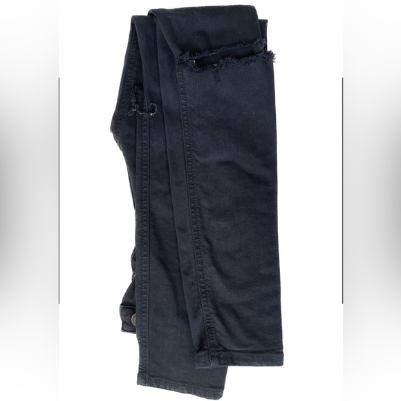 TOP SHOP - JAMIE - BLACK HIGH RISE SKINNY JEANS WITH KNEE RIPS - Picture 3 of 4